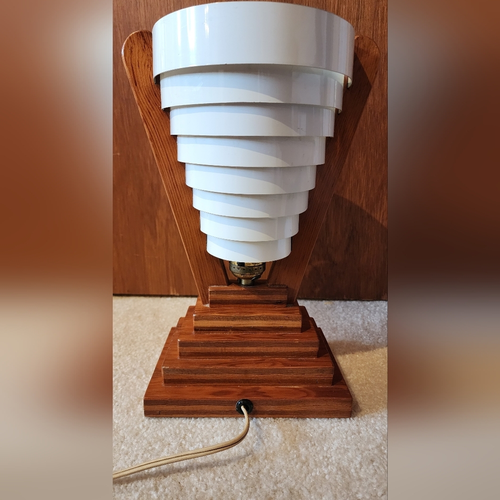 Vntg MCM Tornado Lamp - Picture 7 of 16